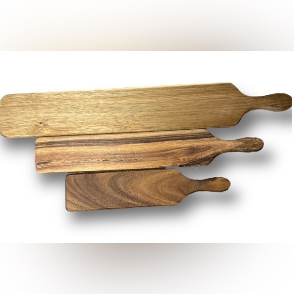 Wildflower Cutting Board - Acacia Custom Food Charcuterie - Engraved in house! - Picture 6 of 7